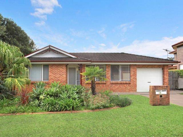 Villa for rent in Wollongong West, New South Wales