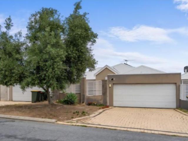 Villa for sale in Stirling, Western Australia