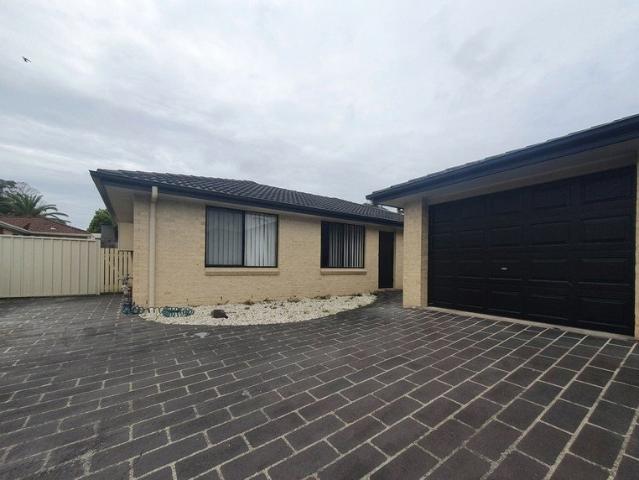 Villa for rent in Oak Flats Dc, New South Wales