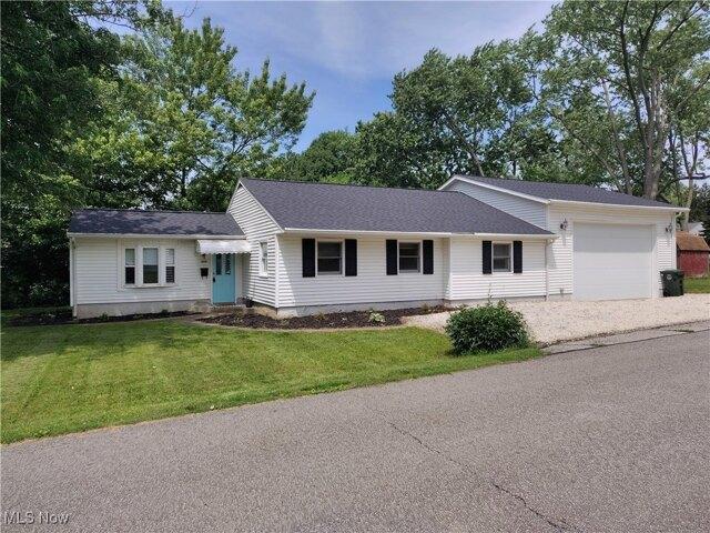 House for sale in Wadsworth