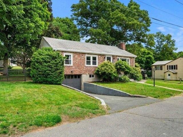 House for sale in Wakefield, Massachusetts