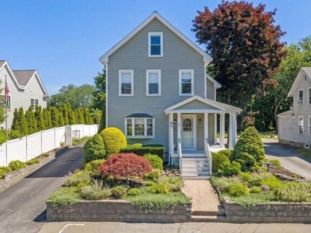 House for sale in Wakefield, Massachusetts
