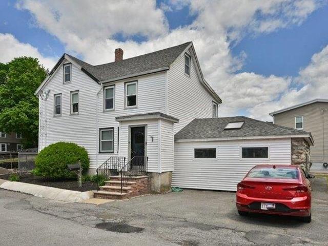 House for sale in Wakefield, Massachusetts