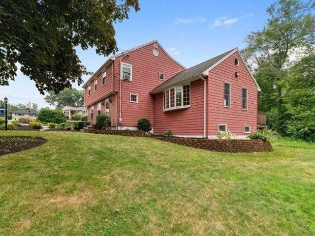 House for sale in Wakefield, Massachusetts