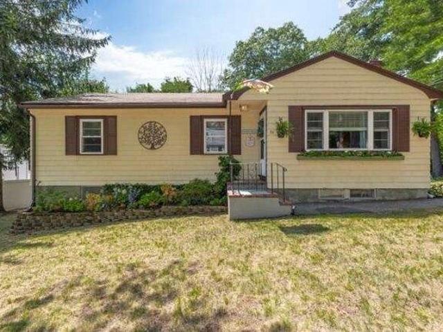 House for sale in Wakefield, Massachusetts