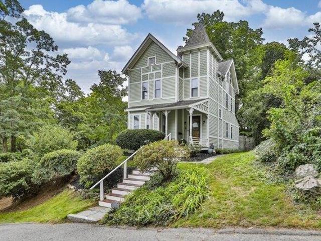 House for sale in Wakefield, Massachusetts