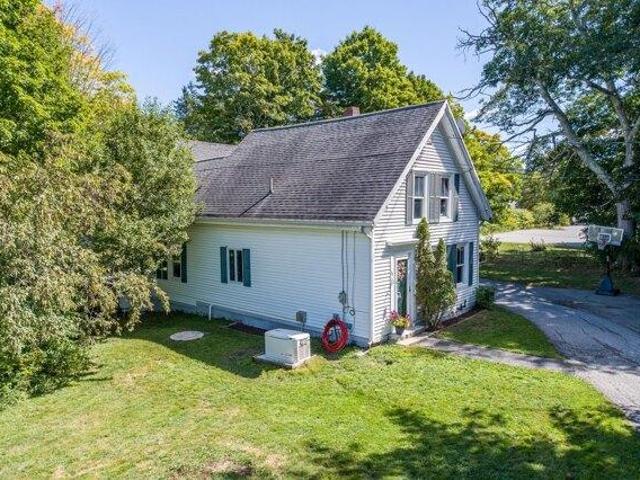 House for sale in Waldoboro, Maine