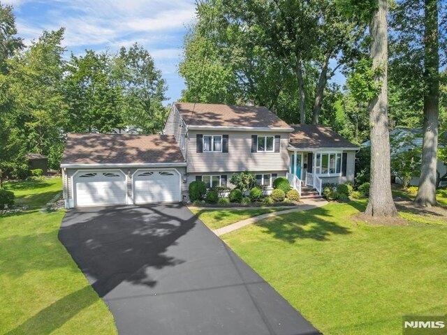 House for sale in Waldwick, Bergen County