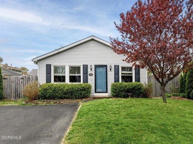 House for sale in Monmouth, New Jersey