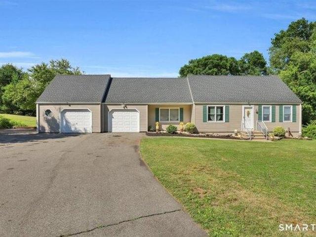 House for sale in Wallingford, Connecticut