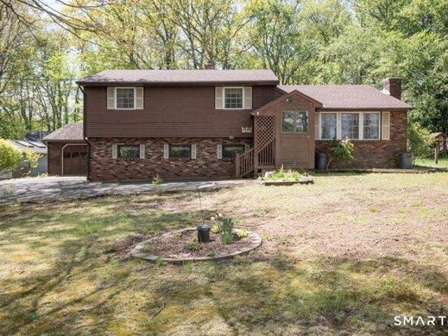 House for sale in Wallingford, Connecticut