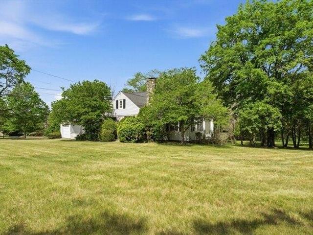 House for sale in Walpole, Massachusetts