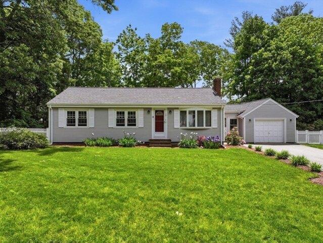 House for sale in Walpole, Massachusetts