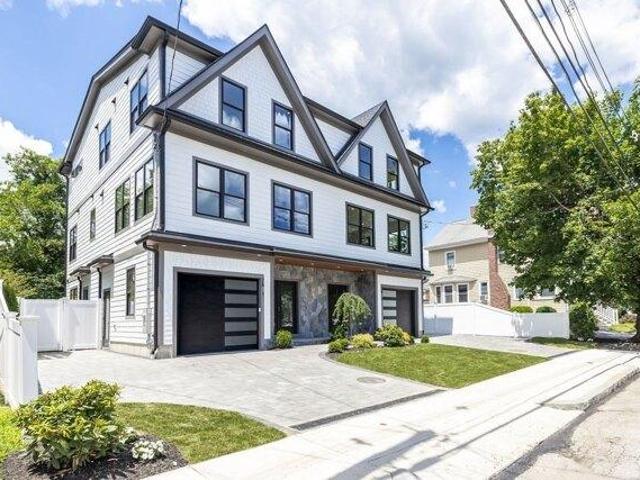 Condo for sale in Waltham, Massachusetts