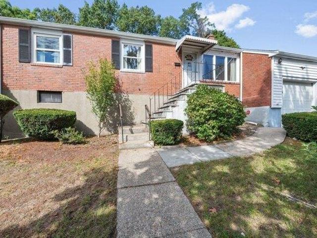 House for sale in Glen Meadow East, Waltham
