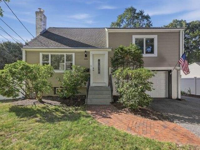 House for sale in Cedarwood, Waltham