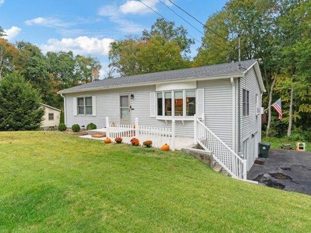 House for sale in Ware, Hampshire County