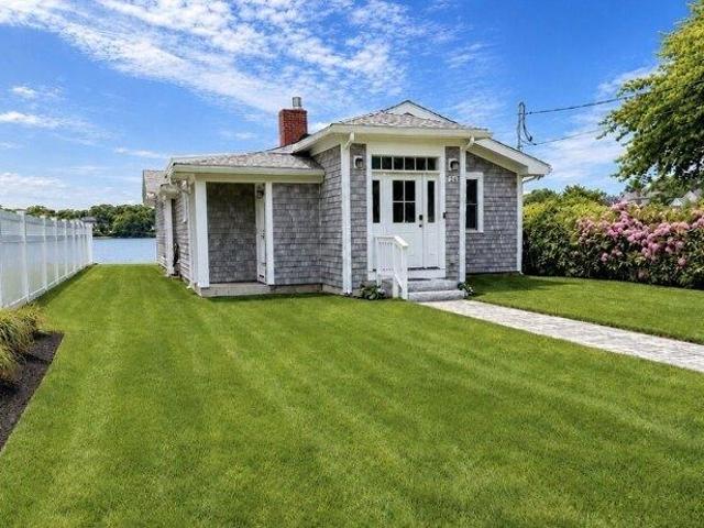 House for sale in East Wareham, Massachusetts