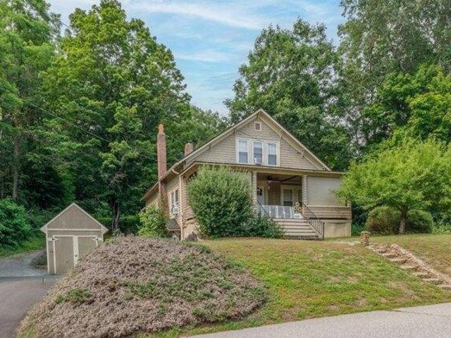House for sale in New Hampshire