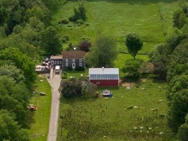 House for sale in Warren, Massachusetts