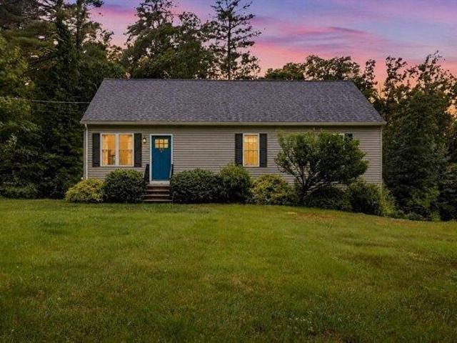 House for sale in Warren, Massachusetts
