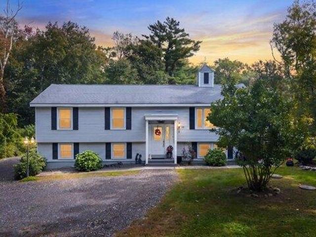 House for sale in Warren, Worcester County