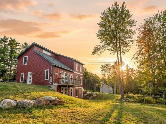 House for sale in Warren, Maine