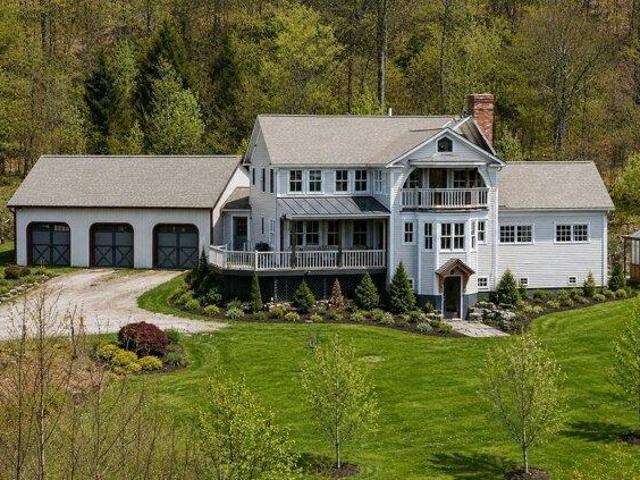 House for sale in Warren, Vermont