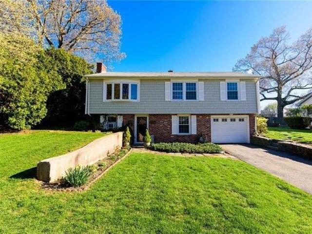 House for sale in Warwick, Rhode Island