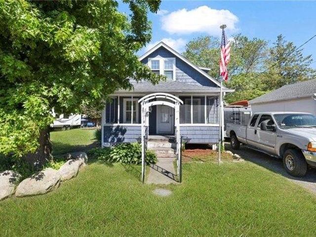 House for sale in Warwick, Rhode Island