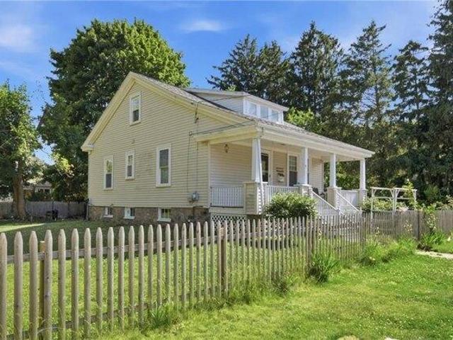 House for sale in Warwick, Rhode Island