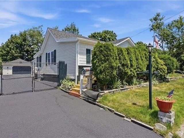 House for sale in Warwick, Rhode Island