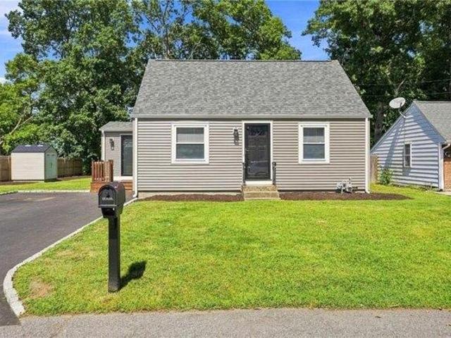 House for sale in Warwick, Rhode Island