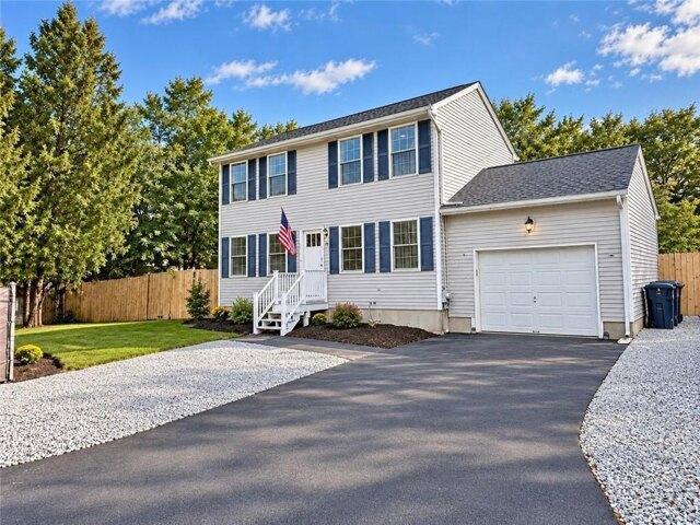 House for sale in Warwick, Rhode Island
