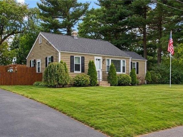 House for sale in Lincoln Park, Warwick