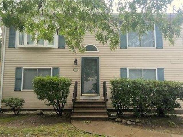 House for sale in Warwick, Kent County