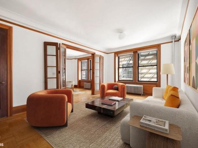 Apartment for sale in Arverne, New York