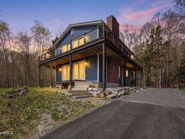 House for sale in Washington, Hinsdale