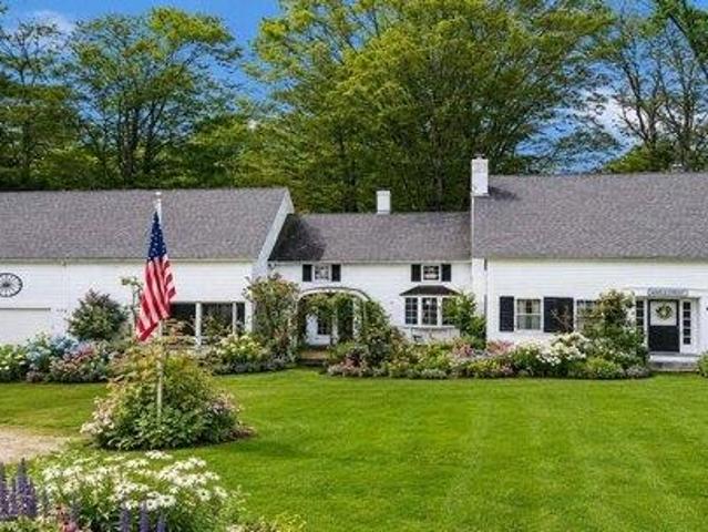 House for sale in East Washington, Washington