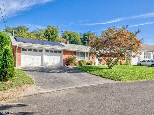 House for sale in Washington, Warren County