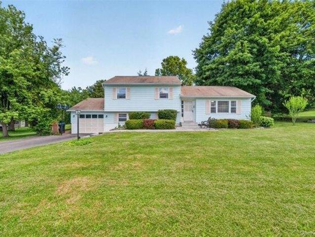 House for sale in Washingtonville, New York