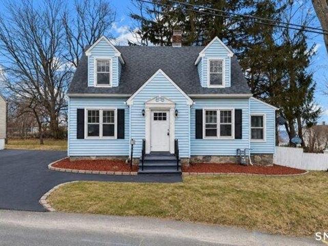 House for sale in Waterbury, Connecticut