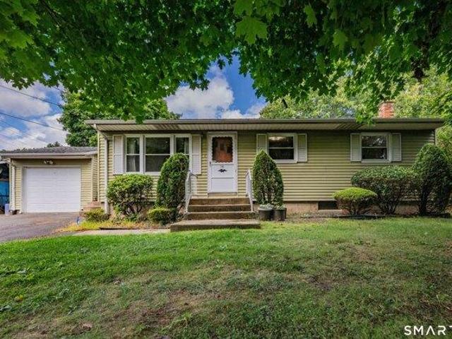 House for sale in Waterbury, Connecticut
