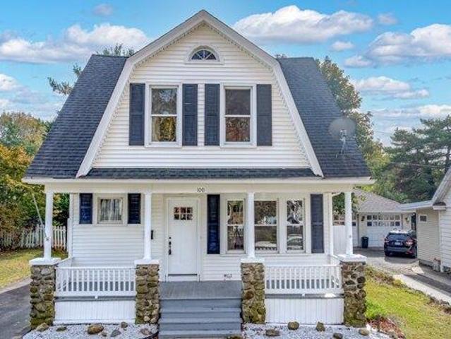 House for sale in Waterbury, Connecticut