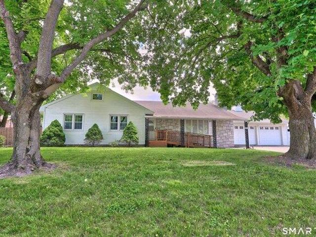 House for sale in Waterbury, Connecticut