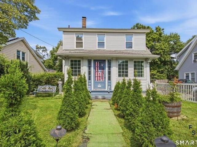 House for sale in Fair Lawn, Waterbury