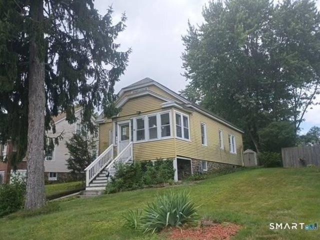 House for sale in Mill Plain, Waterbury