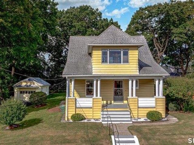 House for sale in Fair Lawn, Waterbury