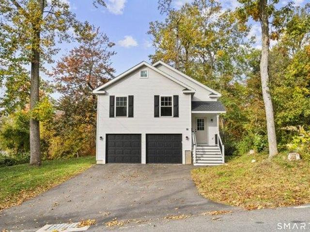 House for sale in East Farms, Waterbury
