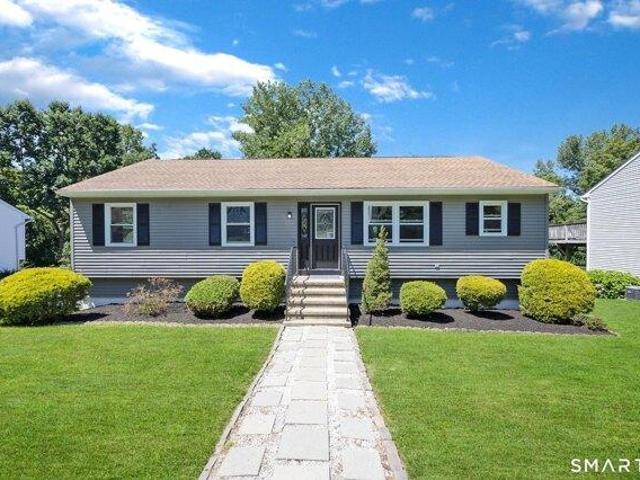 House for sale in Naugatuck, Naugatuck Valley Planning Region